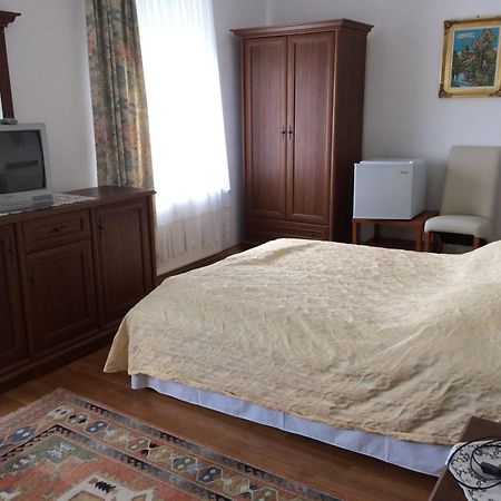 Villa Rubin Panzio Hajdúszoboszló Extérieur photo