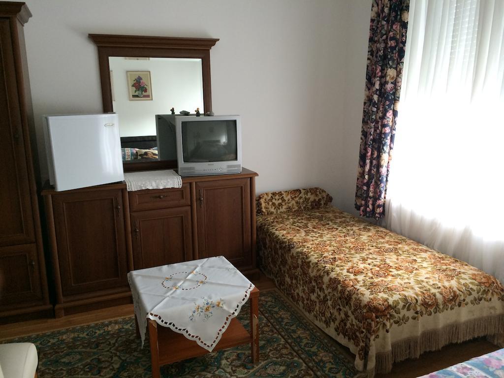 Villa Rubin Panzio Hajdúszoboszló Chambre photo